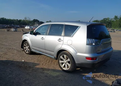 2010 Mitsubishi Outlander Gt z USA, uszkodzony, nr VIN JA4JT5AX4AZ017895